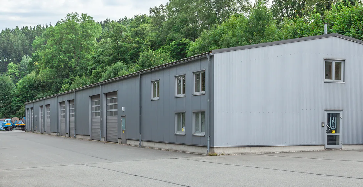 1999 - Halle Karlsbader Straße 13